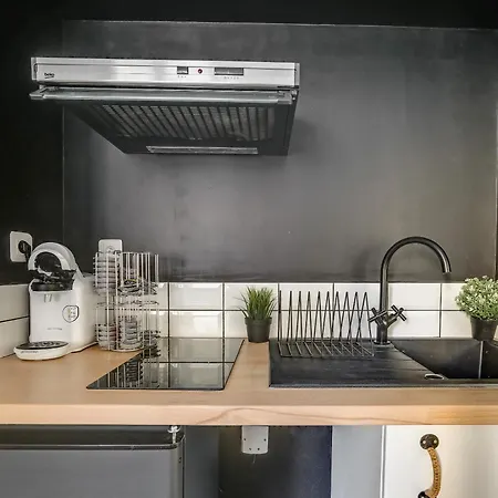 Alojamento de Acomodação e Pequeno-almoço Independantes Toutes Equipees Leopold Ou Carnot